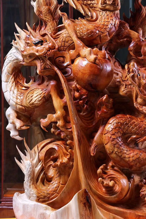 大师名作·龙腾天下 崖柏摆件的磅礴气韵与人文之魂